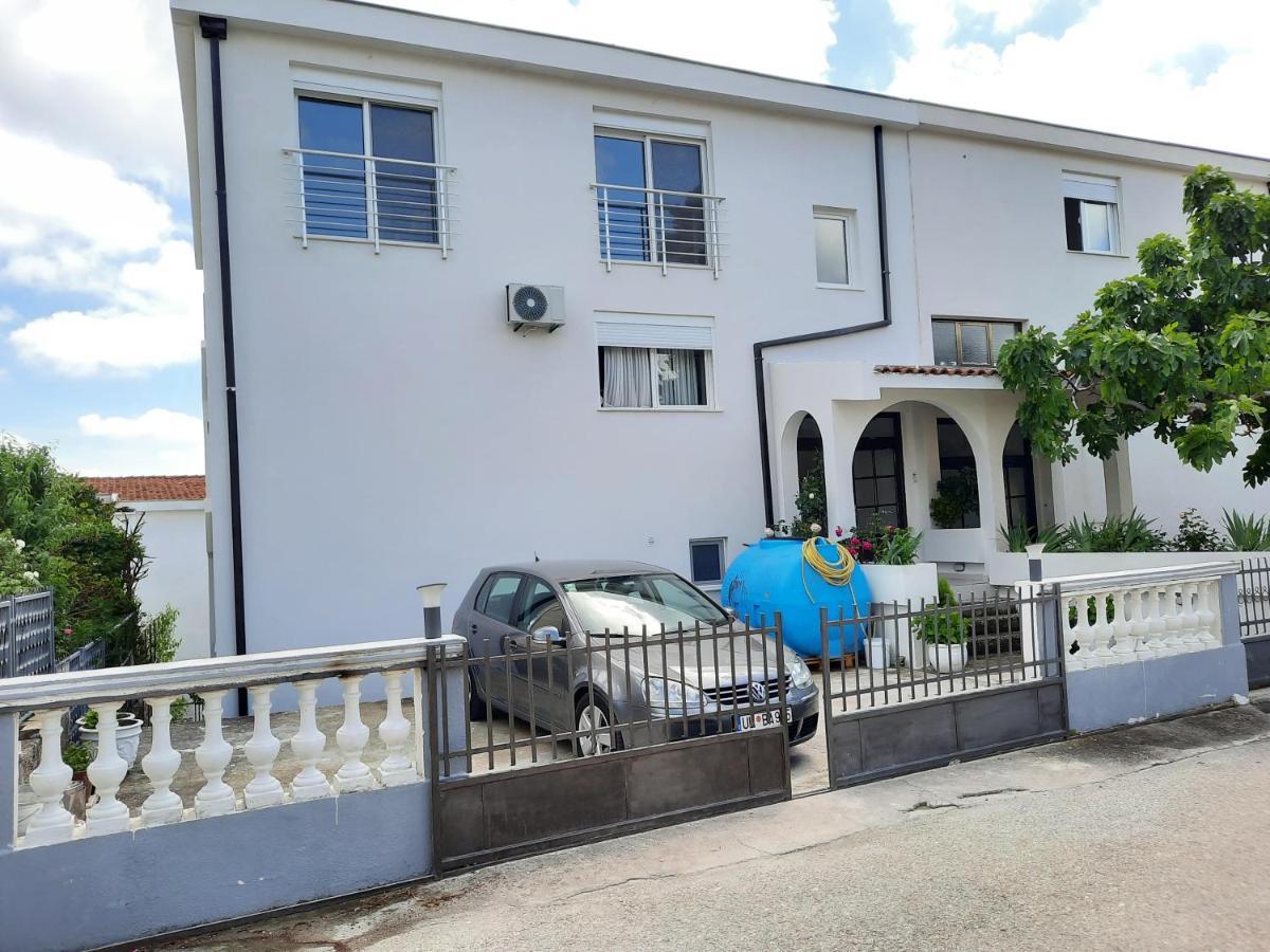 Studio Apartments Jupo Ulcinj Zewnętrze zdjęcie