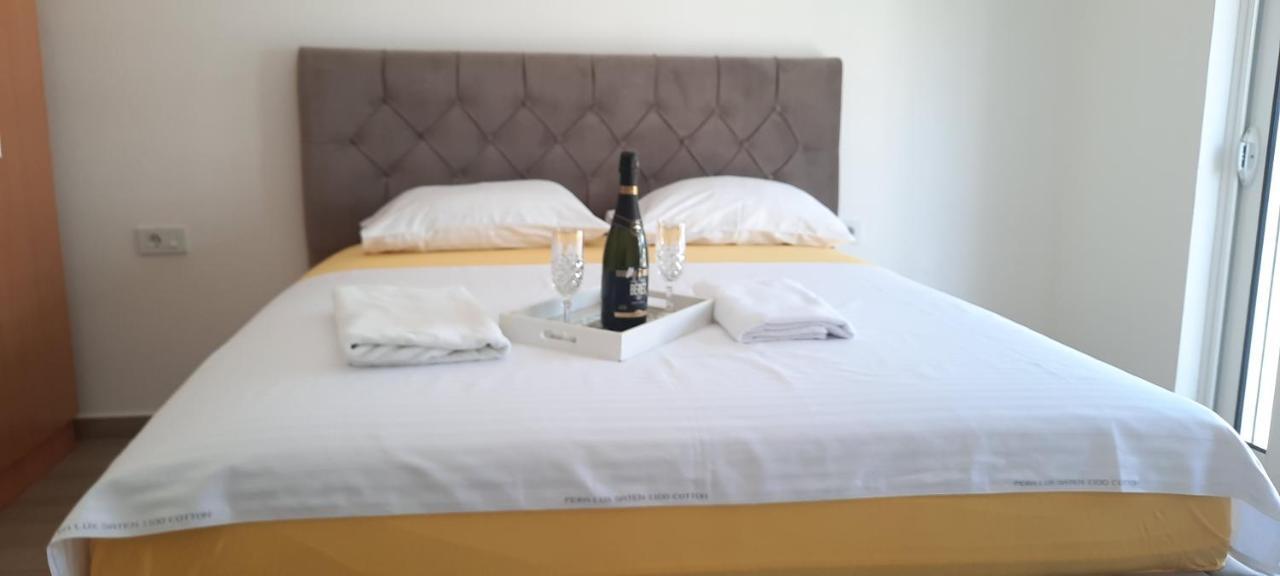 Studio Apartments Jupo Ulcinj Zewnętrze zdjęcie