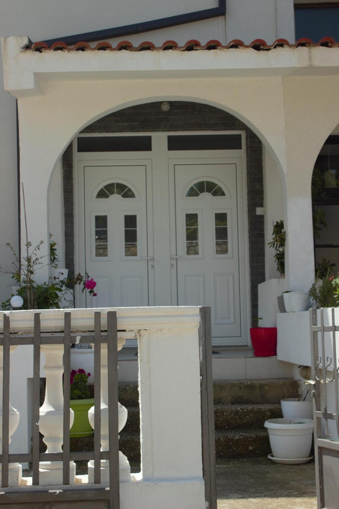 Studio Apartments Jupo Ulcinj Zewnętrze zdjęcie